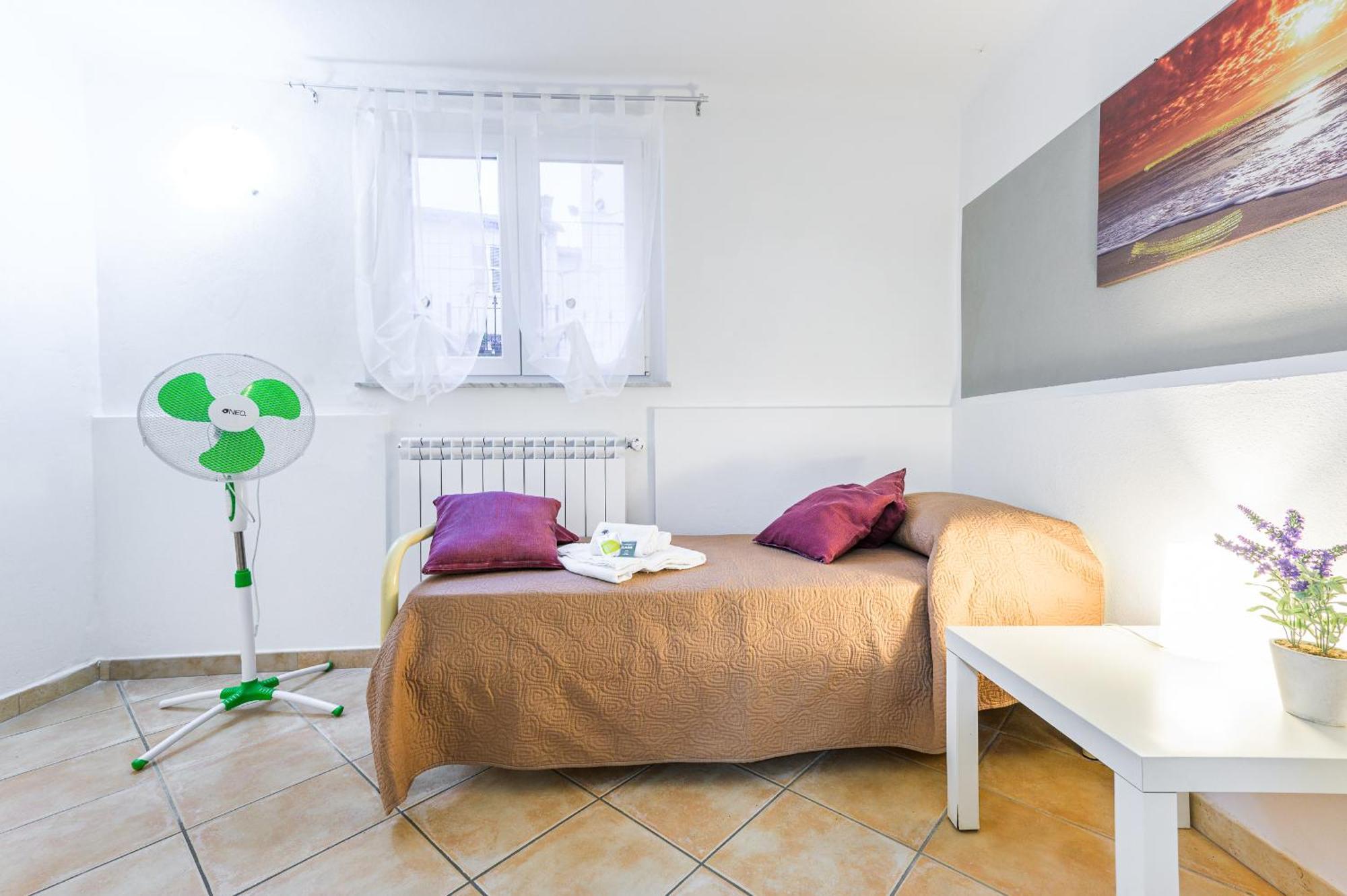 Anna With Terrace For 6 Guests * La Spezia