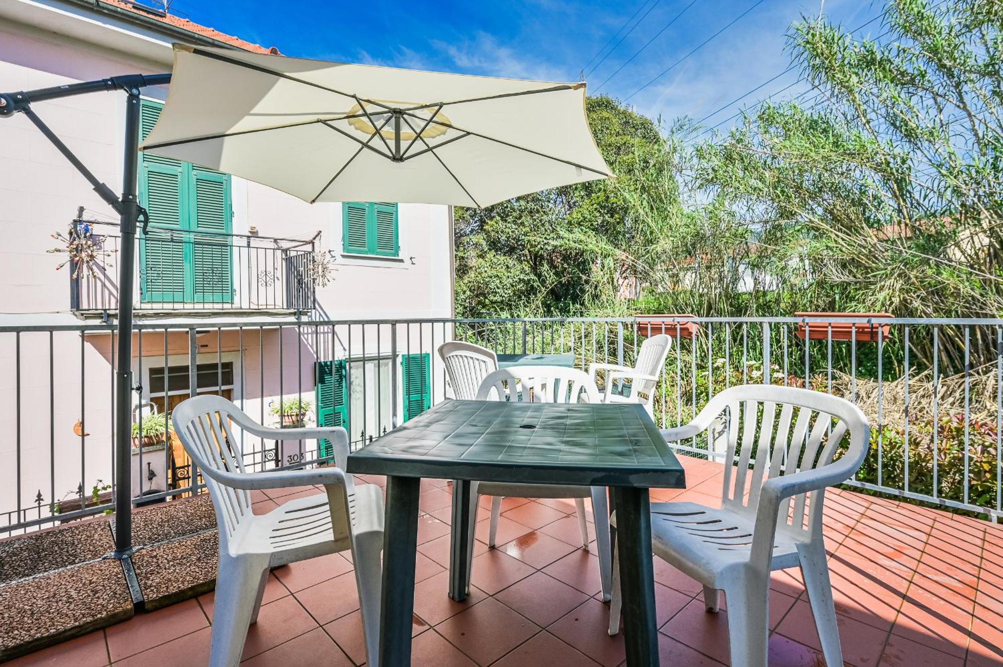 Appartamento Anna With Terrace For 6 Guests La Spezia
